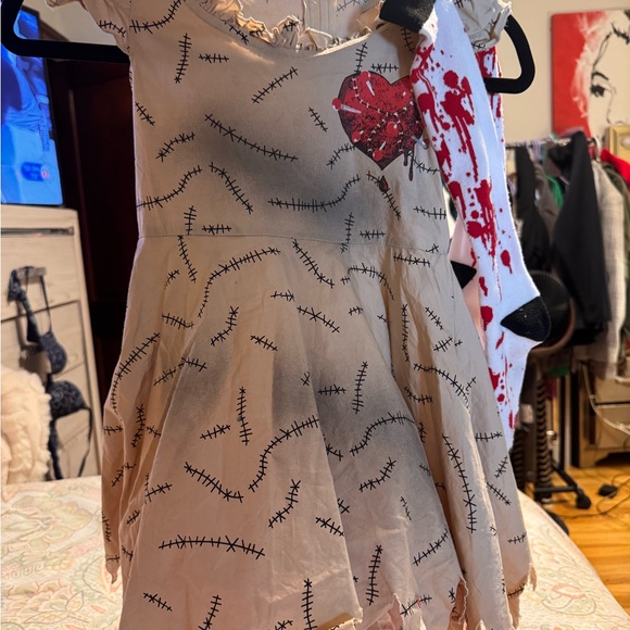 Chasing Fireflies Beige Stitched Heart Costume - Picture 1 of 7